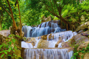 SUỐI THANH LONG: VIÊN NGỌC BÍCH CỦA NÚI CẤM 