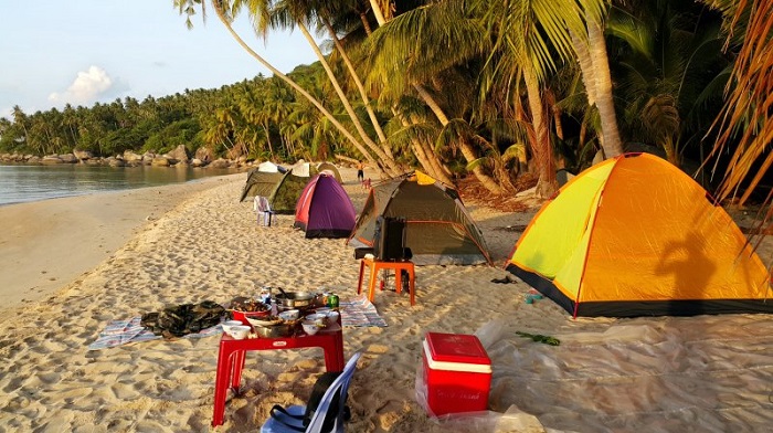 cắm trại tại bãi cây mến nam du