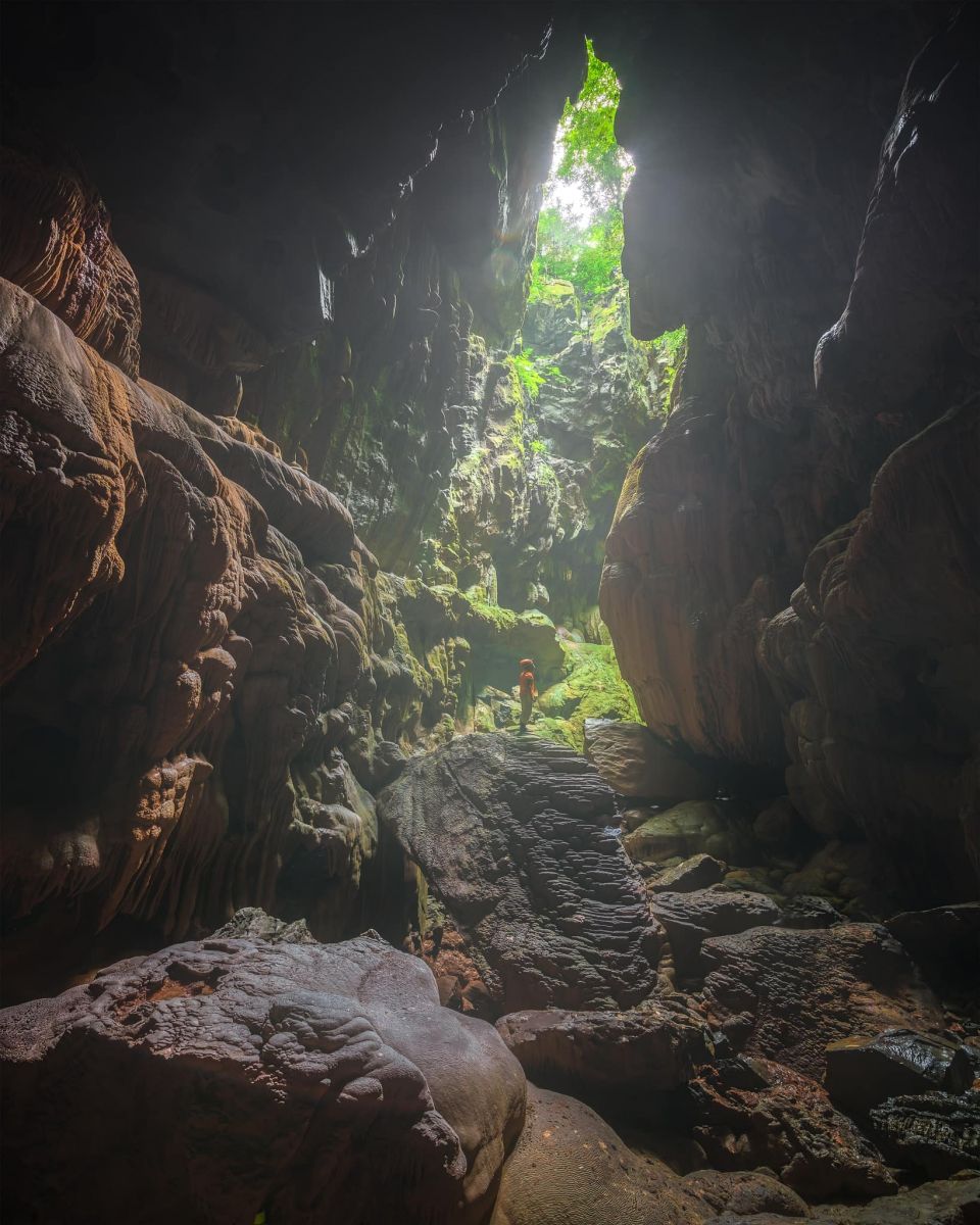 vẻ đẹp huyền bí tại hang thung