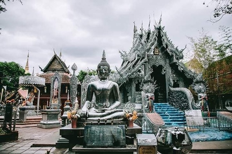 tổng quan chùa bạc wat sri suphan