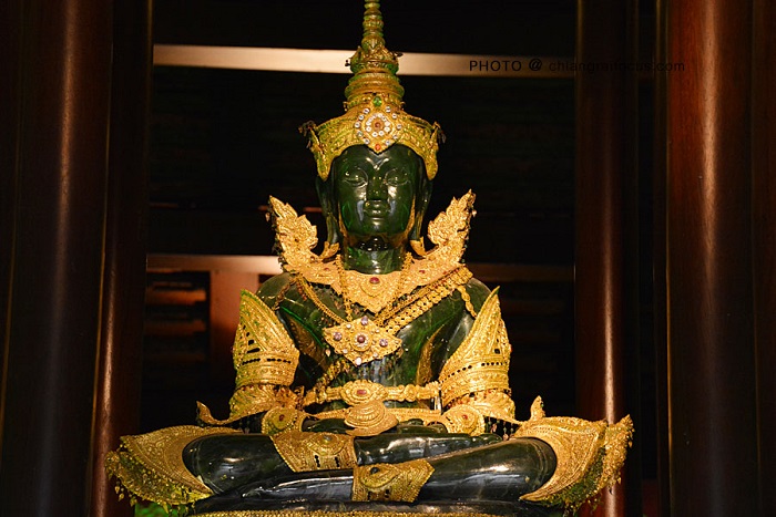 tượng nổi tiếng tại chùa phật ngọc