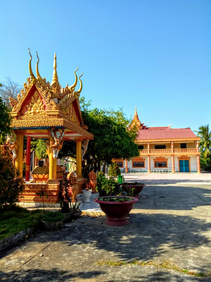 Khuôn viên chùa Tuk Pray