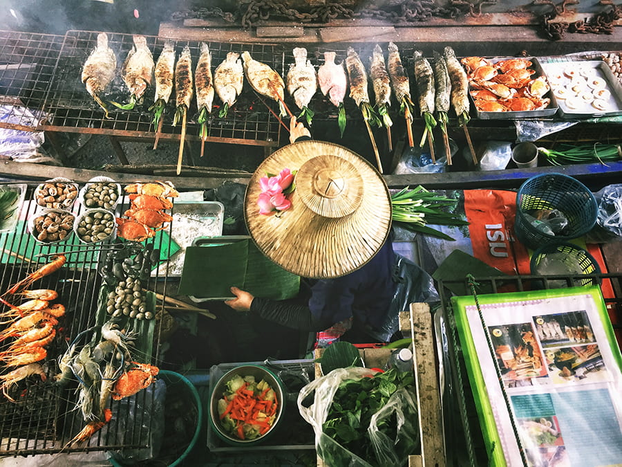 Du lịch Thái Lan bạn sẽ được tận hưởng các món ăn và văn hóa đặc sắc nơi đây