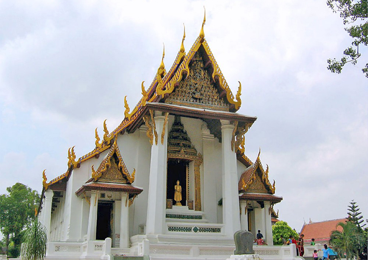 đền wat naphramen