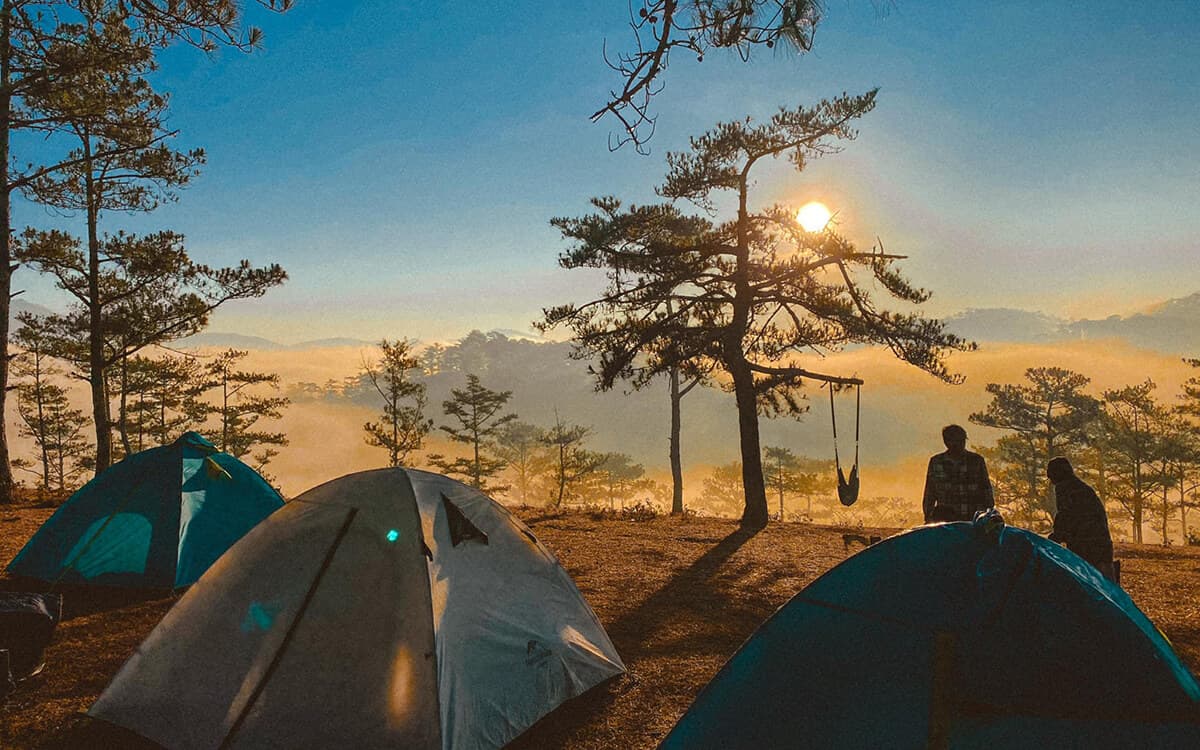 Cắm trại qua đêm tại đồi Đa Phú