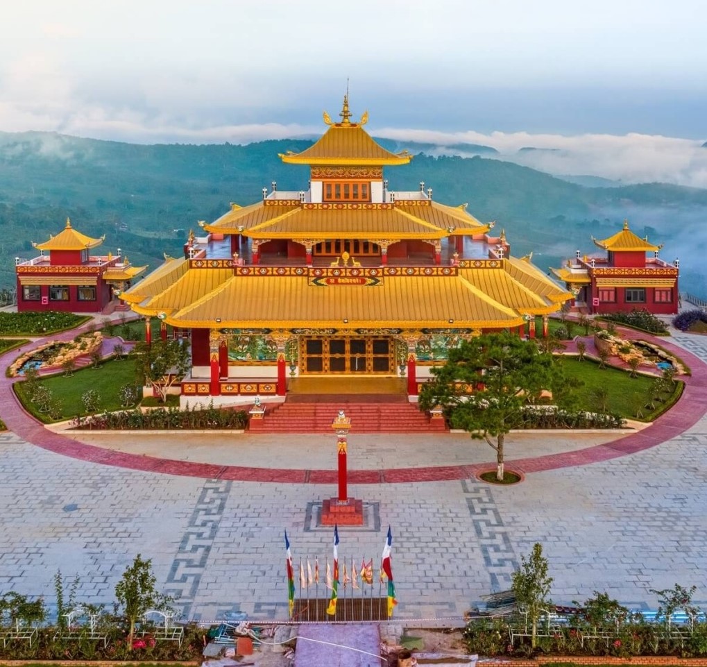 nhà trưng bày di sản Phật giáo - chùa tây tạng lâm đồng