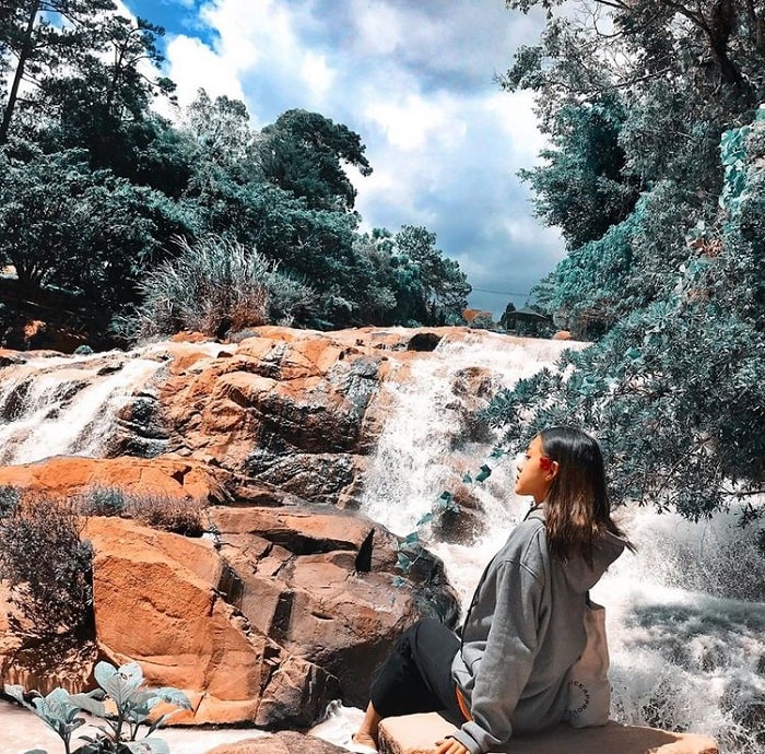 Check in với cảnh sắc mộng mơ tại thác Cam Ly