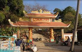 Miếu Bà Chúa Xứ Nam Du - Nơi Linh Thiêng Giữa Biển Đảo